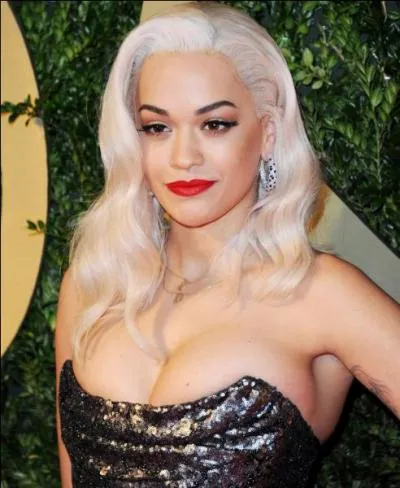 Avec quel rappeur Rita Ora a-t-elle fait un remix de  RIP  ?