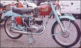 Qelle est cette marque de moto ?