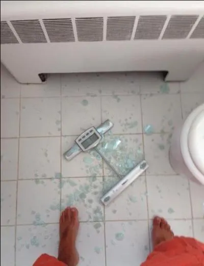 Titre de polar : Rflchissez bien, et agrandissez l'image !