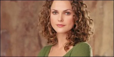 Dans "Felicity", où Felicity Porter va rejoindre Ben Covington, pour qui elle a un béguin depuis le début du lycée ?