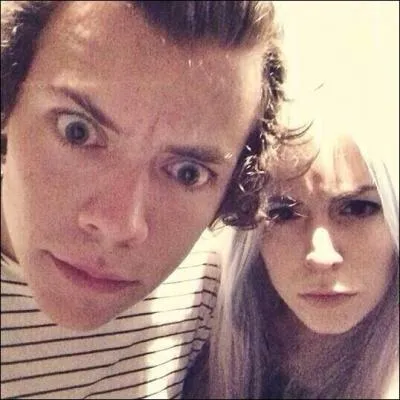 Comment s'appelle la sur d'Harry ?