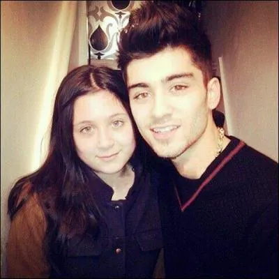 Quel est le prnom de la plus petite sur de Zayn ?