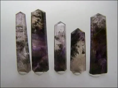 Quelle est cette pierre ?