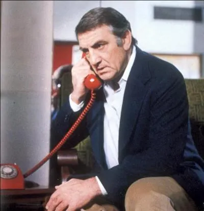 Quel est le titre de ce drame ralis en 1978 par Jacques Deray, avec Lino Ventura et Claudine Auger ?