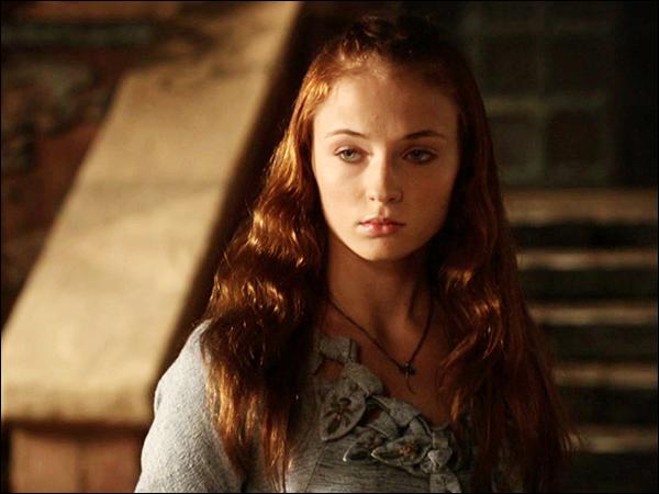 Pourquoi les maisons Lannister et Tyrell se disputent-elles la main de la jeune Sansa Stark ?