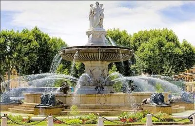 Avec qui se lie-t-il d'amiti lors de ses tudes au collge Bourbon d'Aix-en-Provence ?