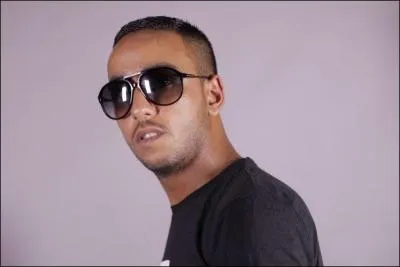 Qui est ce chanteur ?