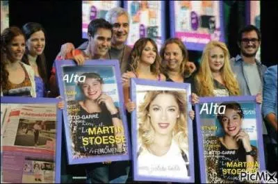 De quelle couleur est sa montre ftiche ?