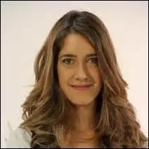 Comment s'appelle la tante de Violetta ?