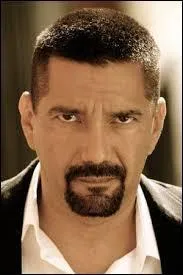 Comment se nomme cet homme ?