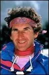 Le 26 septembre 1988, Jean-Marc Boivin dcolla du sommet de l'Everest en parapente et se posa 2000m plus bas,  6800m d'altitude.