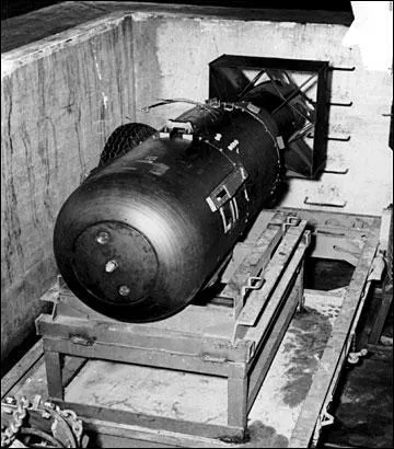 Quelle ville a t dtruite par  Little Boy  ?