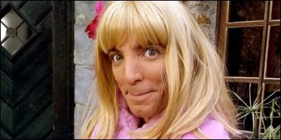 Dans "Samantha oups !", de quel animateur Samantha est-elle follement amoureuse ?