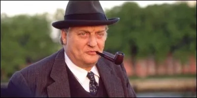 Bruno Cremer incarne le célèbre Maigret dans la série du même nom. Comment se prénomme-t-il ?