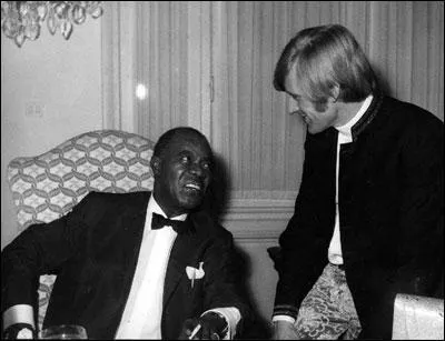 Il rencontre dans les annes soixante l'un des plus grands jazzmen de l'histoire et lui ddie une chanson...