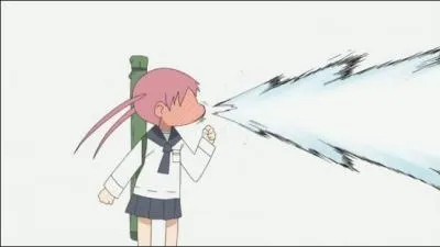 Sa petite sœur (de celle juste au-dessus) n'arrte pas de la charrier et se moque beaucoup de Yuuko...