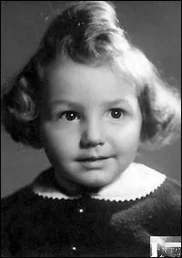 Plus je connais les hommes, plus j'aime mon chien, plus je connais les femmes, moins j'aime ma chienne !