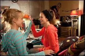 Quel est le travail de Clem lors de la saison 4 ?