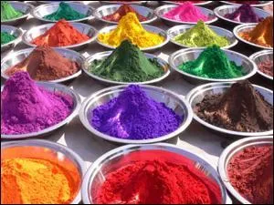Cette crème fait des merveilles pour camoufler imperfections et rougeurs, grâce à ses 3 pigments. Son nom ?