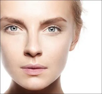 Quel est le nom du produit  effet Blur de Maybelline ?