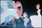 Dans quel film une fe transforme-t-elle une citrouille en carrosse et des souris en magnifiques chevaux de trait ?
