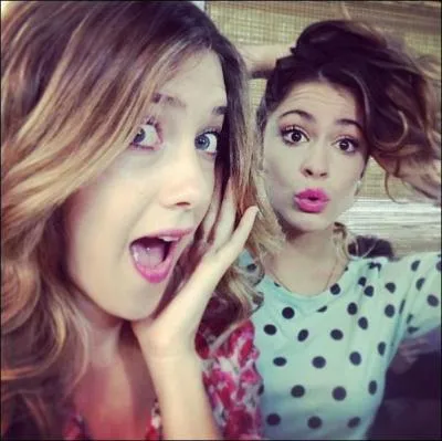 Quel est le lien de parent entre Angie & Violetta ?