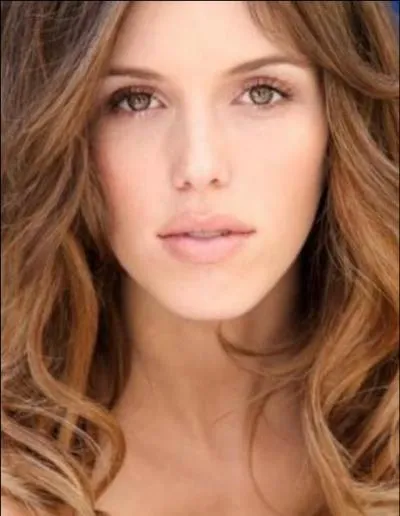 Dans quelle saison Vicky meurt-elle ?