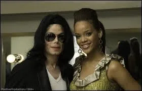 Avec quel grand ou grande interprte a-t-elle fait ses dbuts ?