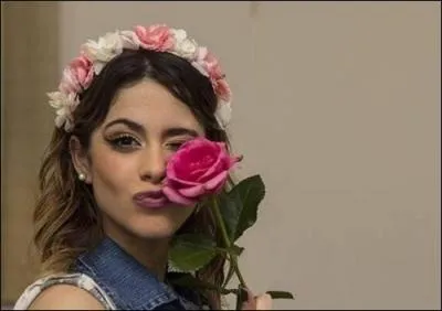 Quelles langues a-t-elle apprises ?