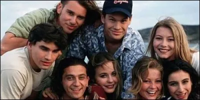 Les personnages de cette série sont Nick, Jodie, Danielle et bien d'autres. De quelle série s'agit-il ?