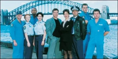 Dans quelle ville australienne se déroule la série "Brigade des mers" ?