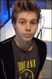 Quel est le nom complet de ce membre ?