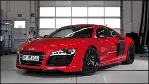 Laquelle des deux jumelles Rooney n'a pas eu son permis de conduire ?