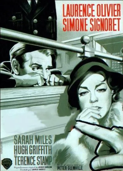 En 1962, elle est l'�pouse de Laurence Olivier dans ce drame mis en sc�ne par Peter Glenville...
