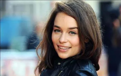 Quelle est la nationalit de l'actrice ?