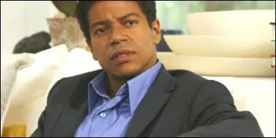 Louis-Karim Nébati incarne le rôle principal de cette série. Laquelle est-ce ?