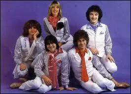 Le groupe  Il tait une fois  nous chantait en 1975 : j'ai encore rv ... . Quelle est la bonne rponse ?