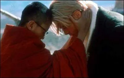 Et dans un film de Jean-Jacques Annaud, Brad Pitt part :  --- ans au Tibet 