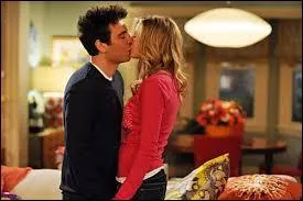 Dans quelle saison voit-on Marshall et Lyli emmnager dans leur nouvelle appartement, Ted sortir avec Stella, et Robin et Barney coucher ensemble ?