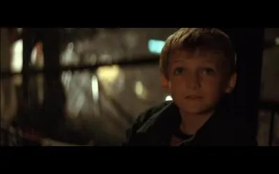 Il a jou un petit garon dans Batman Begins, qui est-ce dans Game of Thrones ?