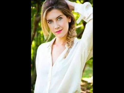 Qui sera le petit ami d'Angie ?