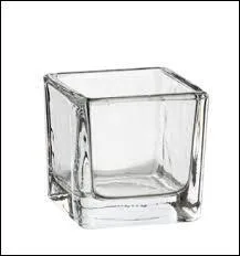 Ceci est un carr en verre.