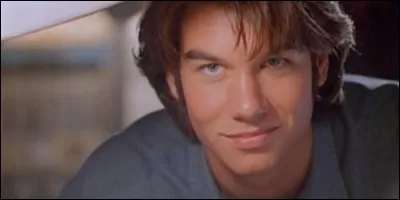 Qui Jerry O'Connell incarne-t-il dans "Sliders : les Mondes parallèles" ?