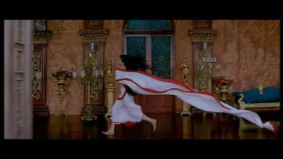 Pourquoi court-elle?