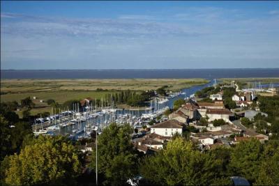 Quel dpartement n'est pas voisin de celui de la Charente-Maritime ?