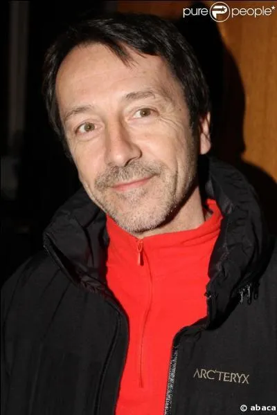 En quoi Jean-Hugues  Anglade  s'est-il distingu ?