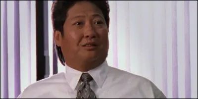 Qui interprète le rôle de Sammo Law dans "Le Flic de Shangai" ?