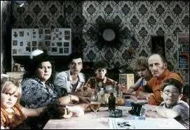 Et dans ce mme film, quel est le nom de la seconde famille ?