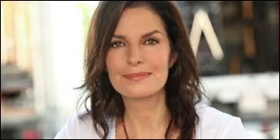 Dans "Deuxième Chance", qui interprète le rôle de Elisabeth Brooks Manning Sammler ?