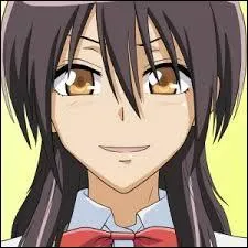 Dans son lycée, Ayuzawa est...